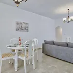 Rose House And דירה