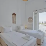דירה Rose House And