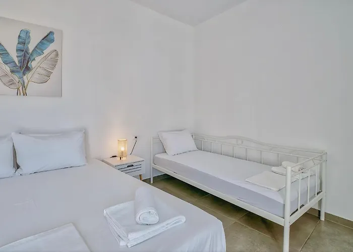 Rose House And Lägenhet *